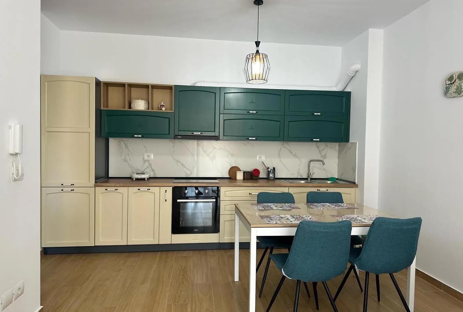 Ardi Apartment Himarë
